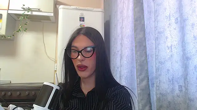 Cassie Bae online show from May 2, 2026, 1:05 pm