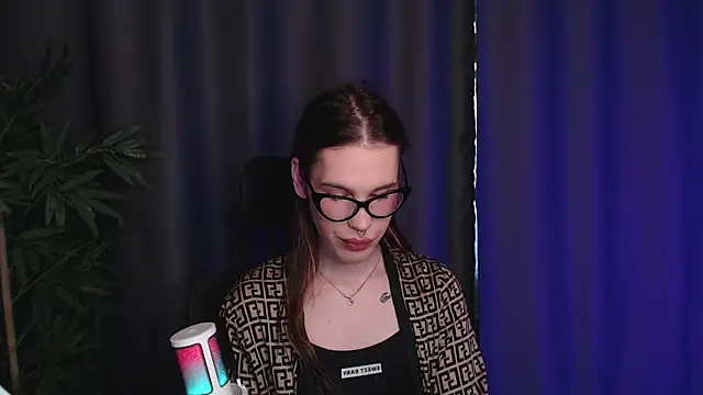 Cassie Bae online show from March 13, 2026, 2:22 pm