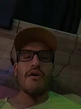 papittochulito online show from February 15, 2025, 10:00 am