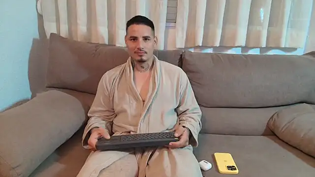 Geishastudios online show from December 17, 2025, 8:52 am