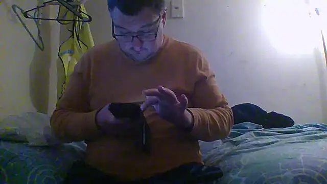 Snapshot of funsexgames chatting on December 18, 2024, 1:45 pm funsexgames online show from December 18, 2024, 1:45 pm