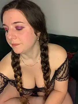 Snapshot of applecandyredxxx chatting on March 22, 2025, 4:24 am applecandyredxxx online show from March 22, 2025, 4:24 am