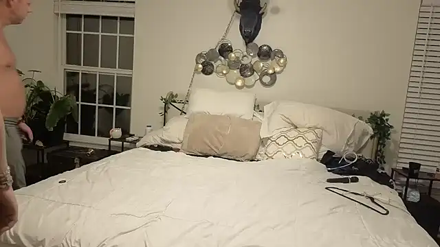 Snapshot of auroraandorion chatting on October 14, 2025, 3:18 am auroraandorion online show from October 14, 2025, 3:18 am