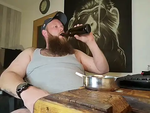 Snapshot of TinyDickBear chatting on March 22, 2025, 11:09 pm TinyDickBear online show from March 22, 2025, 11:09 pm