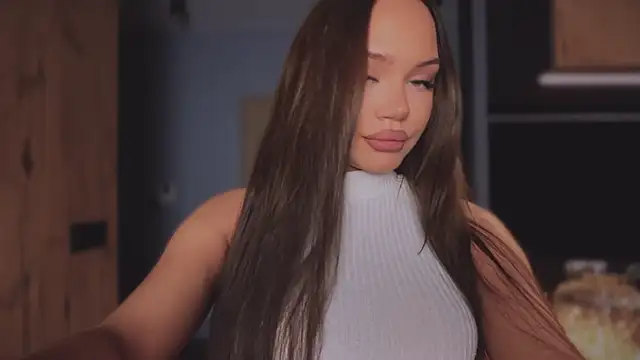 Viktoria www online show from April 15, 2026, 7:51 pm