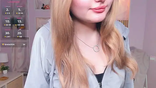 Snapshot of BlissAdes chatting on January 13, 2025, 9:09 pm BlissAdes online show from January 13, 2025, 9:09 pm