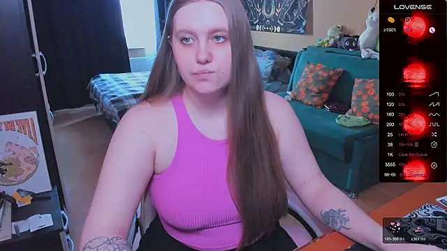 Alice Dreamgirl  online show from March 29, 2026, 10:50 am