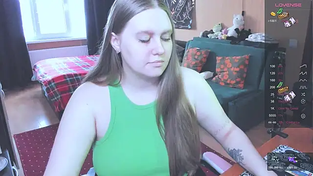 Alice Dreamgirl  online show from January 6, 2026, 9:13 am