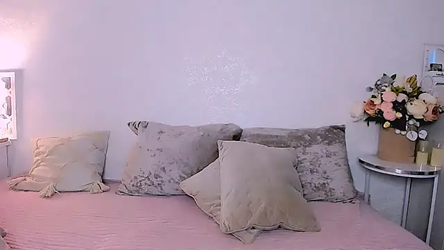 sweetdream eva online show from September 19, 2025, 12:14 am