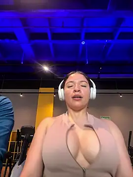 johanafox  online show from January 15, 2026, 7:17 pm