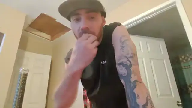 Huntzg23 online show from March 5, 2026, 6:21 am