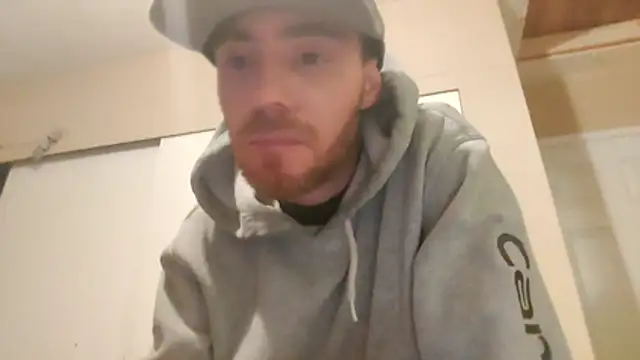 Snapshot of Huntzg23 chatting on February 3, 2026, 6:00 am Huntzg23 online show from February 3, 2026, 6:00 am