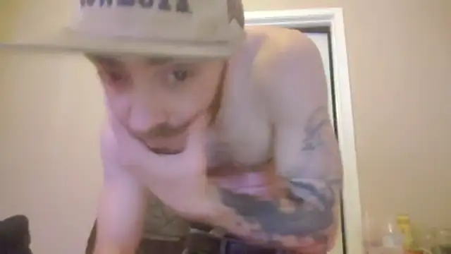 Huntzg23 online show from December 16, 2025, 7:56 am