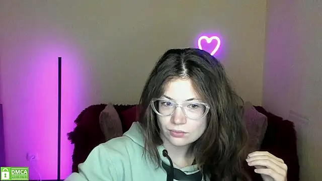 Alicia redfollow online show from September 9, 2025, 11:19 am