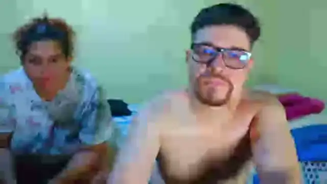 pecadodulce123 online show from April 4, 2026, 4:46 pm