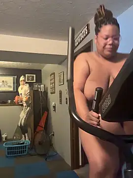 InterRacialFacial7296 online show from April 8, 2026, 10:28 am