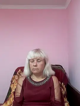 Snapshot of sakura_blonde chatting on December 4, 2025, 7:29 am sakura blonde online show from December 4, 2025, 7:29 am