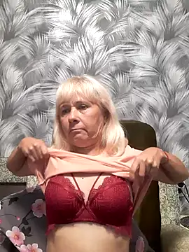 Snapshot of sakura_blonde chatting on October 14, 2025, 8:59 am sakura blonde online show from October 14, 2025, 8:59 am