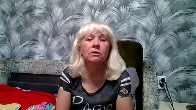 Snapshot of sakura_blonde chatting on November 1, 2025, 7:35 am sakura blonde online show from November 1, 2025, 7:35 am