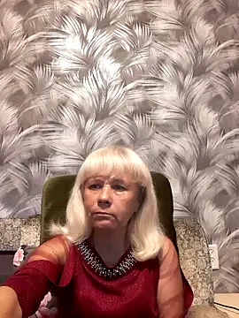 Snapshot of sakura_blonde chatting on November 3, 2025, 5:45 am sakura blonde online show from November 3, 2025, 5:45 am