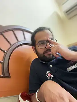 Arsh Loves Luv online show from January 3, 2025, 6:14 pm