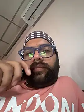 Arsh Loves Luv online show from March 29, 2026, 6:15 am