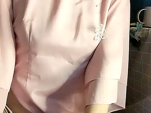 Lucy limon online show from September 29, 2025, 10:22 am