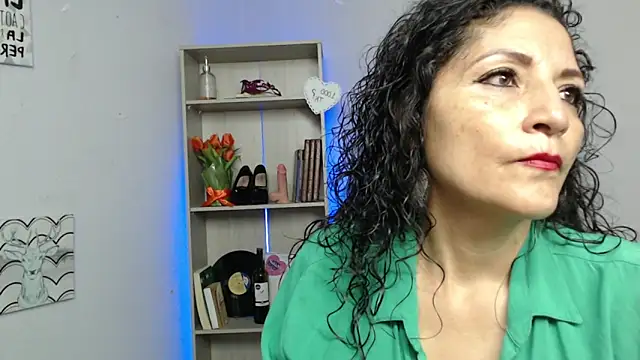 arianna ros3 online show from March 12, 2025, 1:51 pm