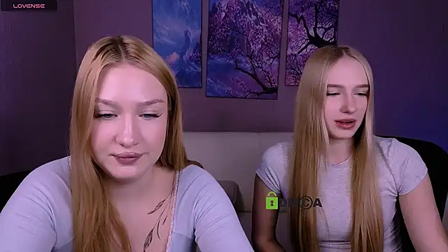 Snapshot of playful_sophie chatting on February 27, 2026, 8:52 pm playful sophie online show from February 27, 2026, 8:52 pm