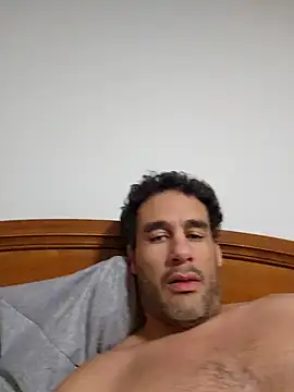 Snapshot of PNPdad6969 chatting on December 20, 2024, 11:26 pm PNPdad6969 online show from December 20, 2024, 11:26 pm