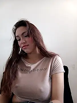 Snapshot of eriika_deep_ chatting on September 13, 2025, 5:13 pm eriika deep online show from September 13, 2025, 5:13 pm