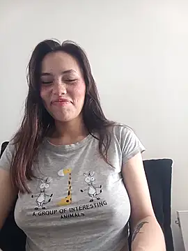 Snapshot of eriika_deep_ chatting on March 16, 2025, 4:01 pm eriika deep online show from March 16, 2025, 4:01 pm