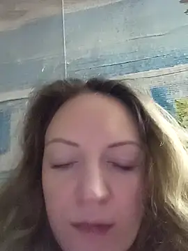 Snapshot of KattyLuuu chatting on January 8, 2026, 7:42 pm KattyLuuu online show from January 8, 2026, 7:42 pm