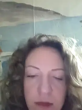 Snapshot of KattyLuuu chatting on January 31, 2026, 8:18 pm KattyLuuu online show from January 31, 2026, 8:18 pm