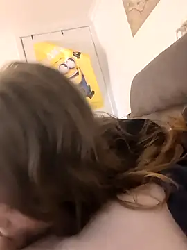 Snapshot of biggnipz chatting on November 6, 2025, 7:12 am biggnipz online show from November 6, 2025, 7:12 am