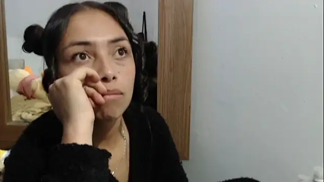 Roxan Fox- online show from March 14, 2025, 11:53 pm