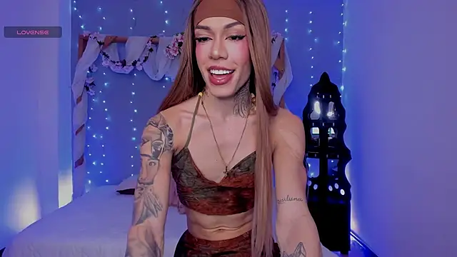 Camillesanto online show from February 26, 2025, 9:42 pm