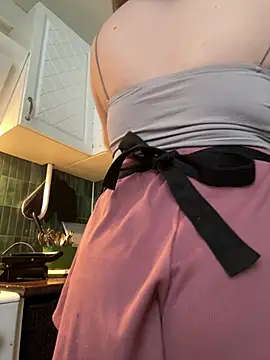 Snapshot of MayaMystic chatting on January 17, 2026, 11:14 am MayaMystic online show from January 17, 2026, 11:14 am