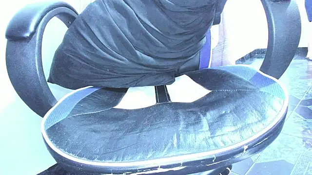 LilSasha online show from March 8, 2025, 8:55 am