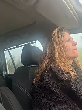 sansan2411 online show from March 23, 2026, 7:41 am