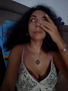 naughty69curls online show from October 31, 2025, 8:05 pm