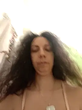 Snapshot of naughty69curls chatting on February 27, 2026, 8:19 pm naughty69curls online show from February 27, 2026, 8:19 pm