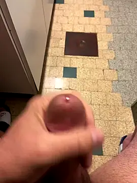 mikiss789 online show from November 20, 2025, 3:51 am