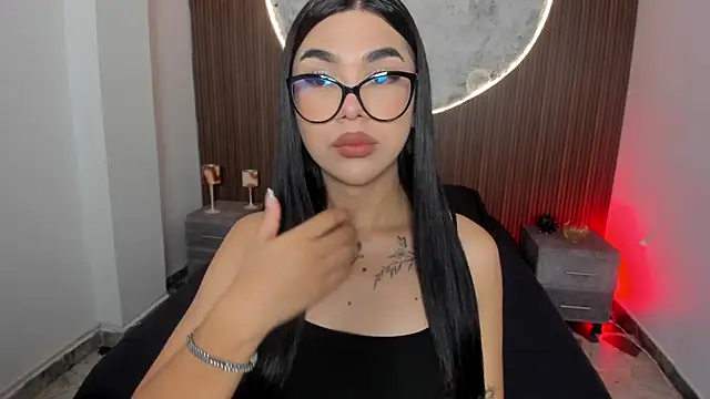 RoseCassie online show from April 1, 2026, 1:41 pm