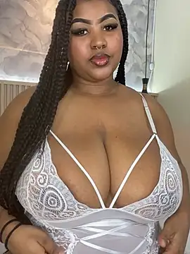 AinaraJimenez online show from February 3, 2026, 6:57 pm