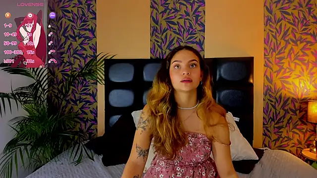 hinata itachi online show from March 8, 2025, 9:18 pm