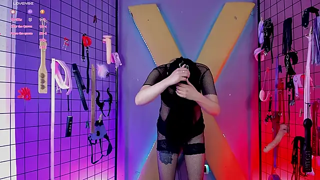 MrAlexia Queen BDSM online show from February 19, 2025, 4:23 am