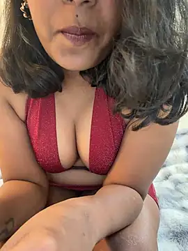 Snapshot of priyadevi17 chatting on January 31, 2026, 8:29 pm priyadevi17 online show from January 31, 2026, 8:29 pm