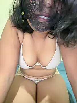 priyadevi17 online show from February 17, 2025, 11:11 pm