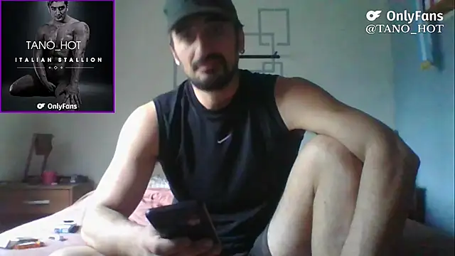 italianbighorse22 online show from October 15, 2025, 8:50 pm